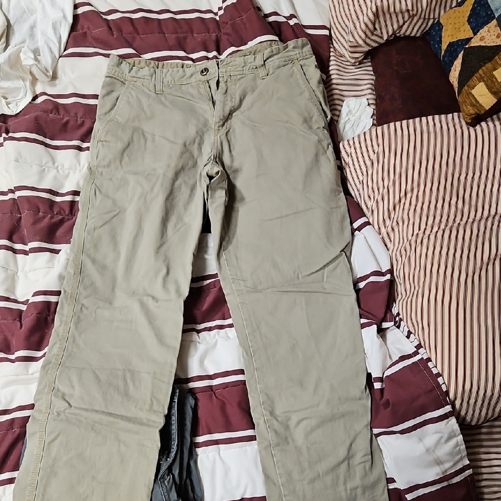 Old Navy Men's Khaki Chinos